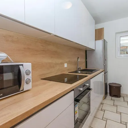 House Karla בית נופש *